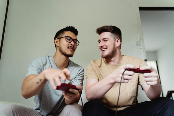 Unlocking the uk computing revolution: the impact of smartphones on modern technology